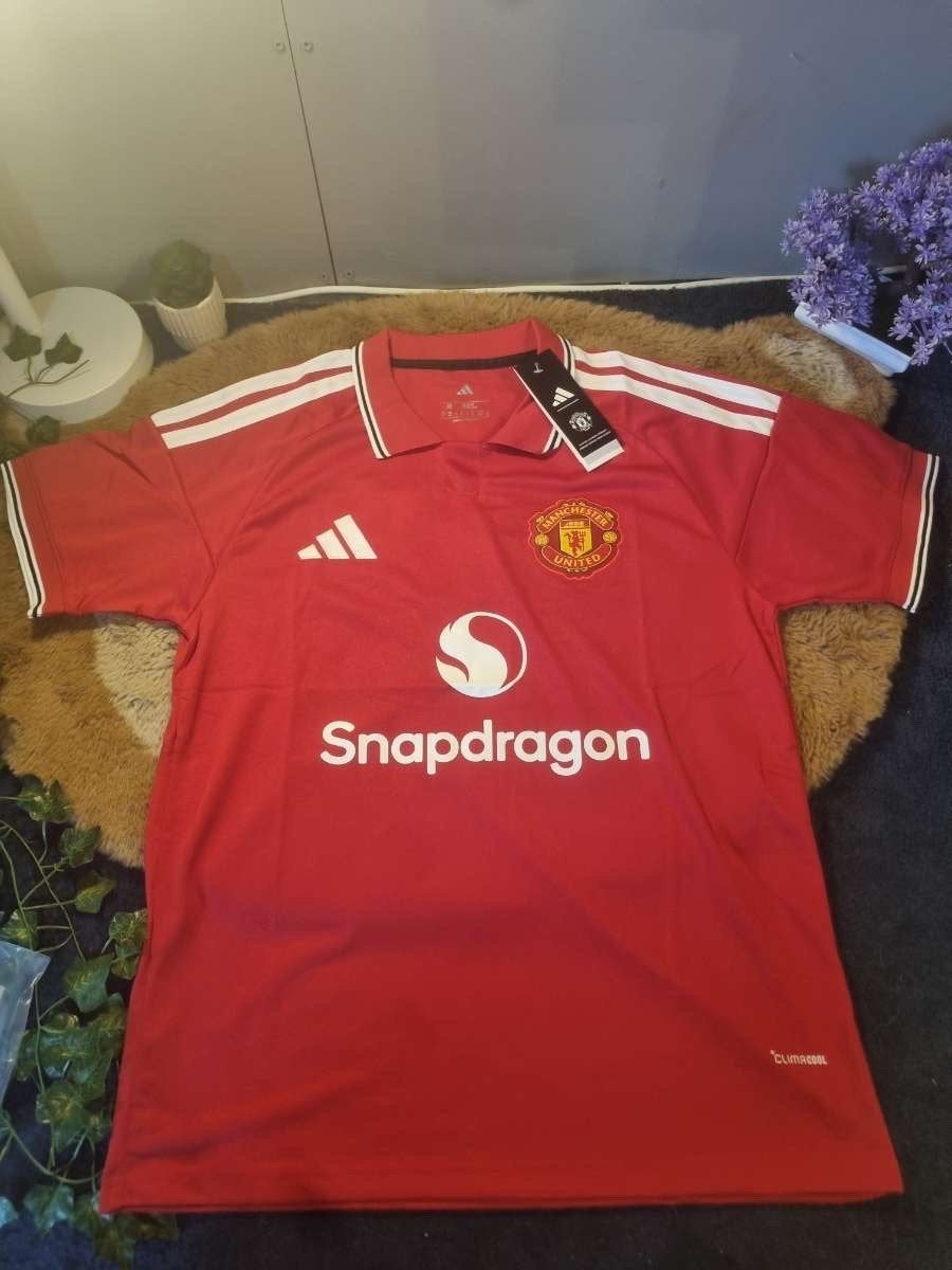 Manchester United shirt Nieuw met labels, Kleding | Heren, T-shirts, Ophalen of Verzenden, Nieuw, Maat 48/50 (M), Rood