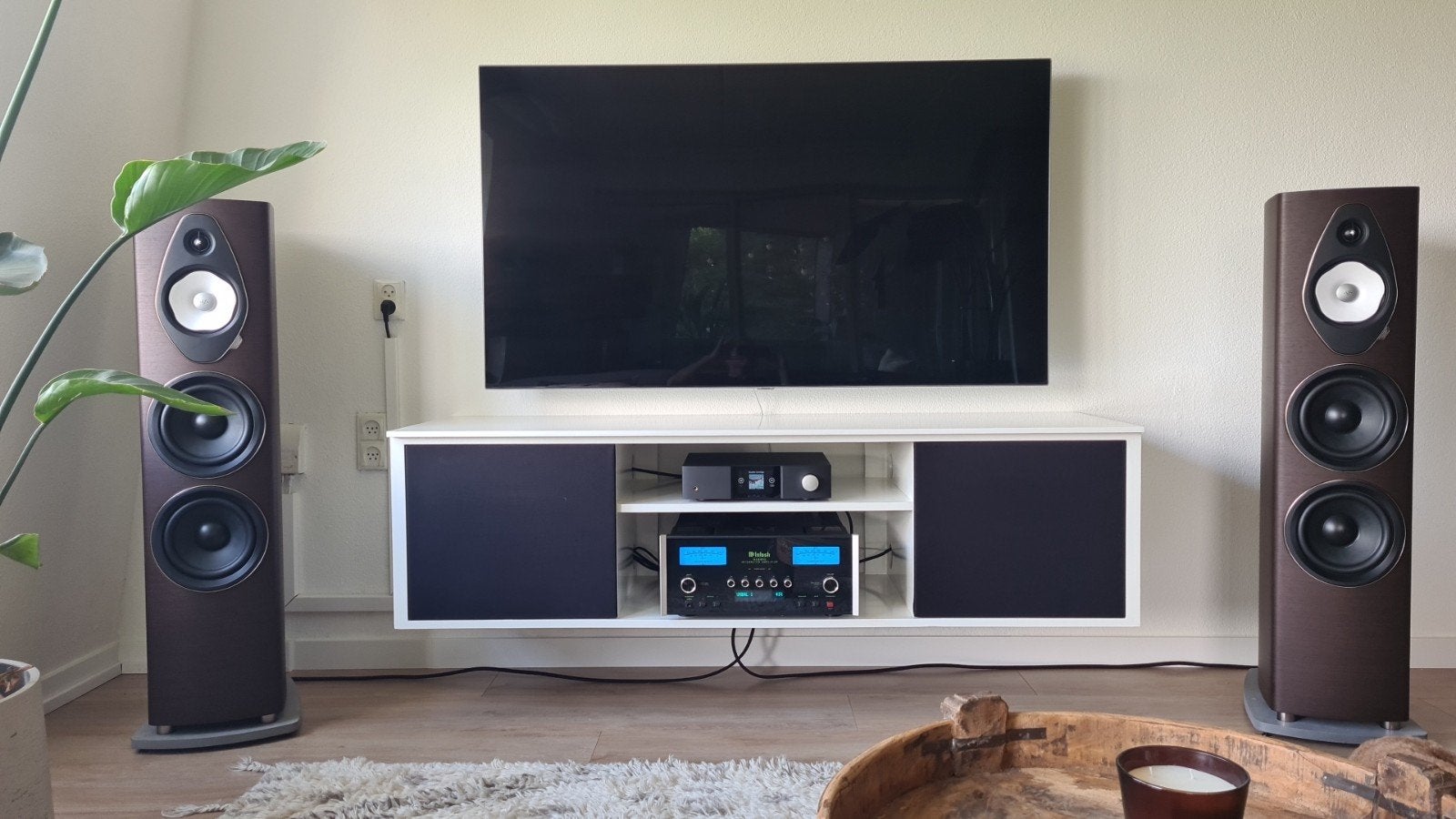 Modern zwevend audio-tv-meubel, Ophalen, Gebruikt, Overige materialen, 100 tot 150 cm