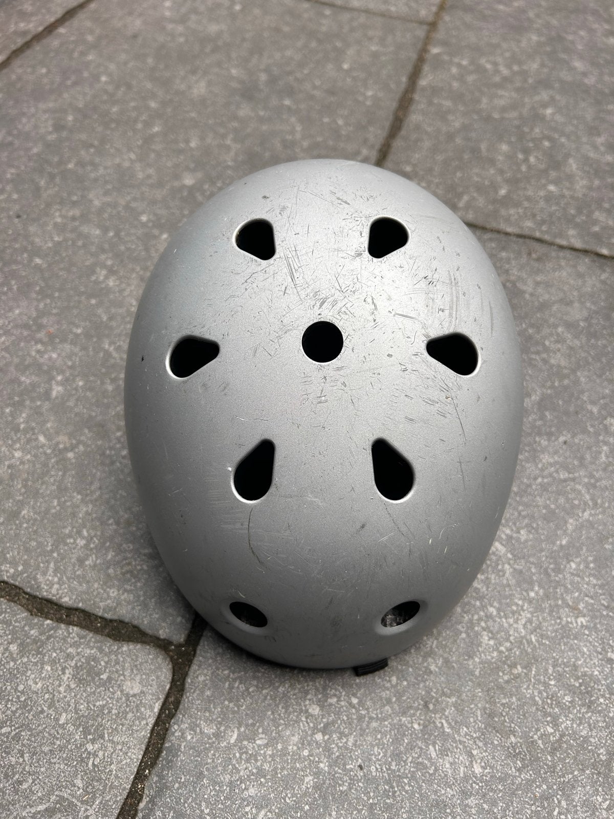 Oxelo kinderhelm gijs/zilver, Ophalen of Verzenden, Gebruikt, Overige maten, Jongen of Meisje