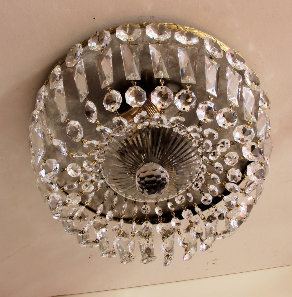 Oude plafonniere met 2 lichtpunten, Ophalen