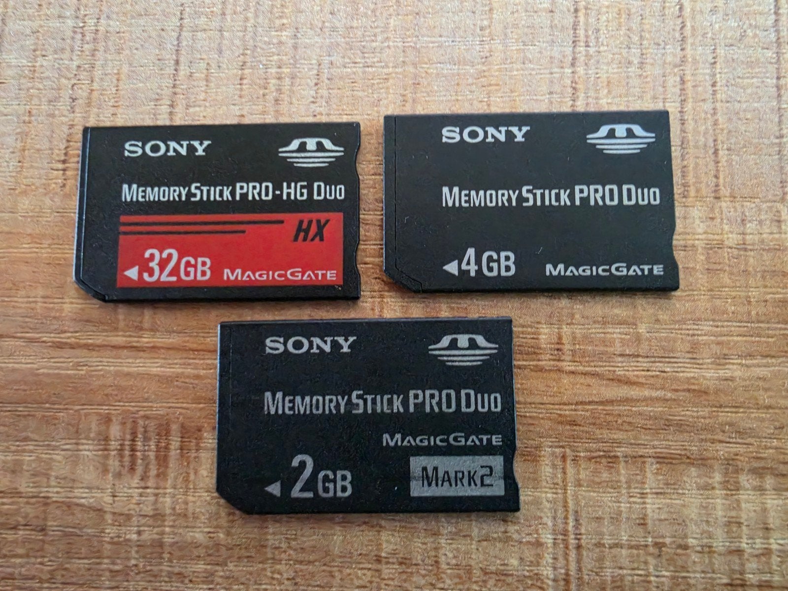 Sony Memory Stick Pro-HG Duo Geheugenkaarten 2GB, 4GB & 32GB, Gebruikt, 32 GB, Memory stick, Ophalen of Verzenden