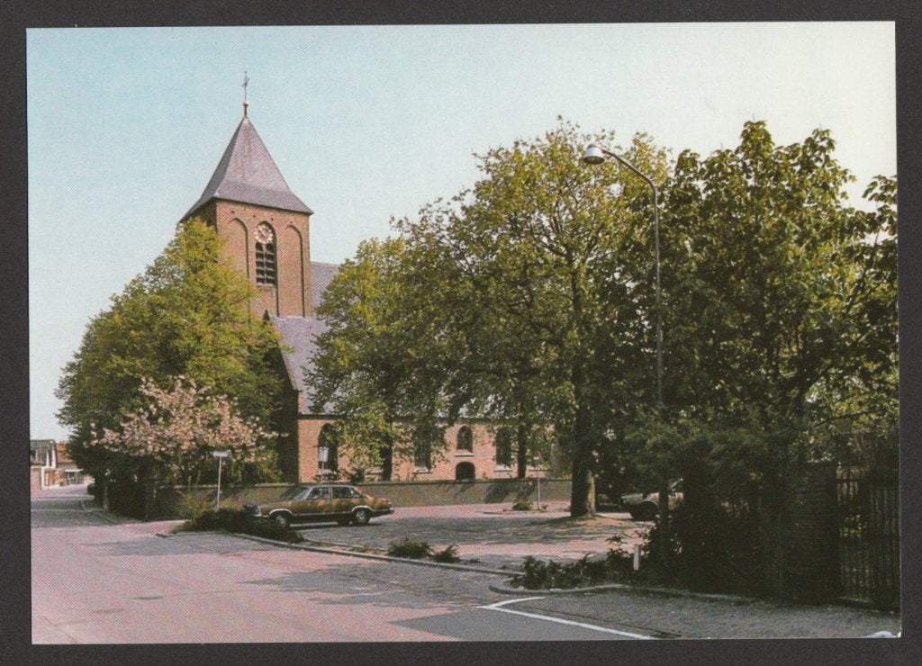 Tricht (nabij Deil en Galdermalsen) - Ned Herv Kerk, Verzamelen, Ansichtkaarten | Nederland, Ophalen of Verzenden, 1980 tot heden