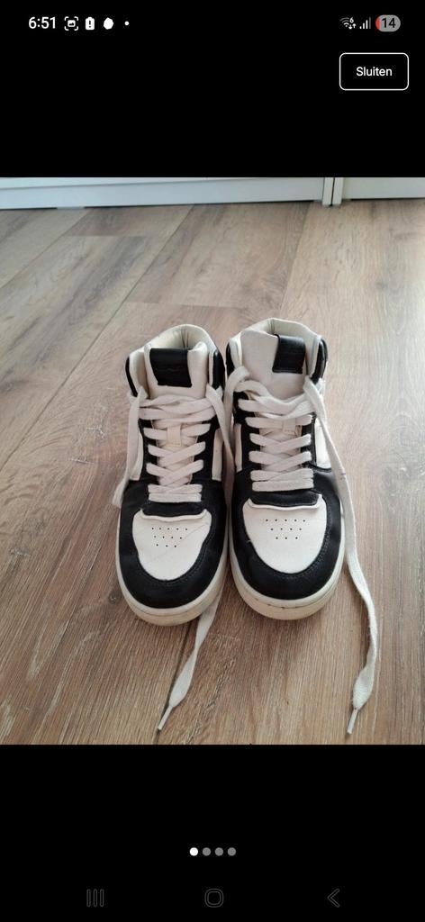 Zwart wit sneakers van Pull&Bear, Wit, Ophalen of Verzenden, Pull & Bear, Sneakers of Gympen