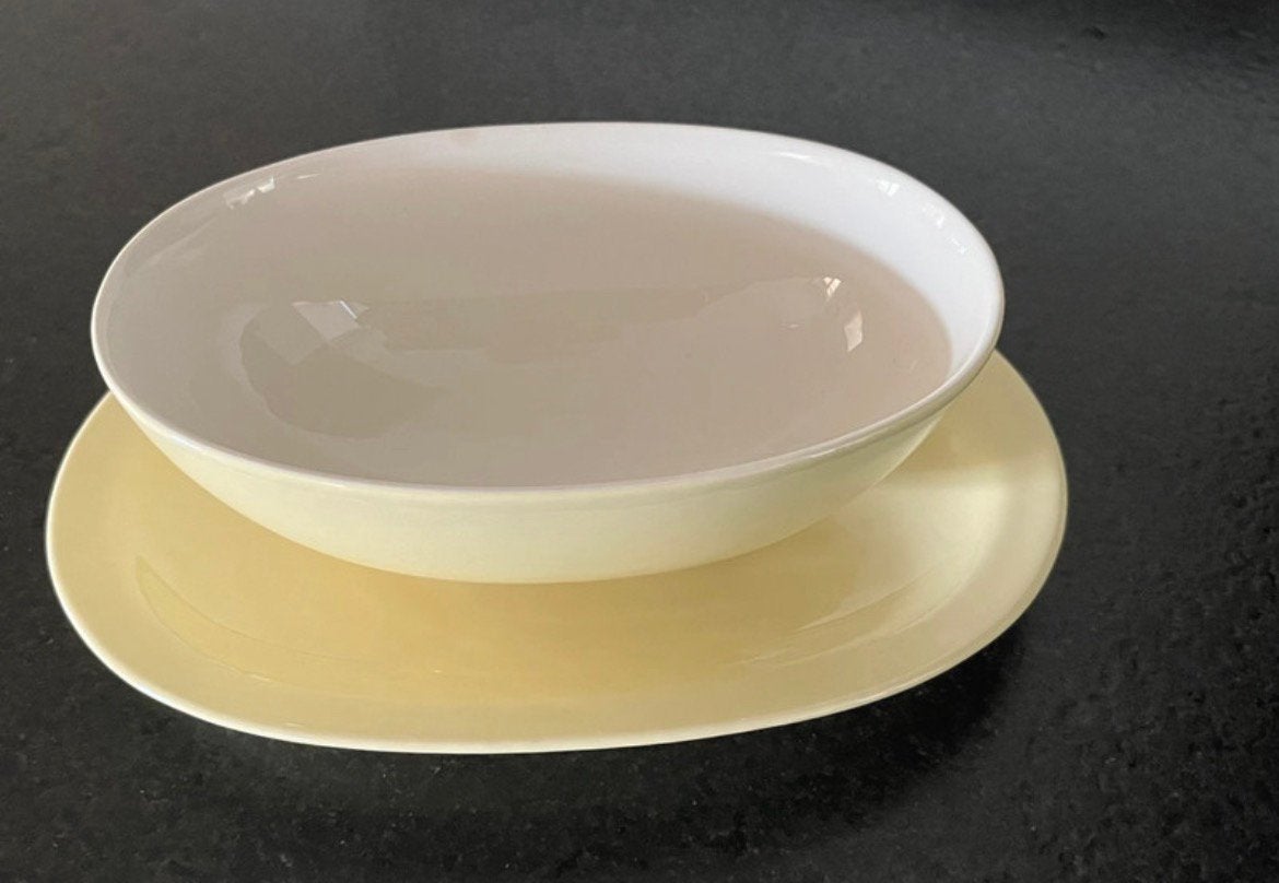 Vintage Petrus Regout saus/juskom, met vaste schotel, Ophalen of Verzenden, Zo goed als nieuw, Bord(en), Overige stijlen