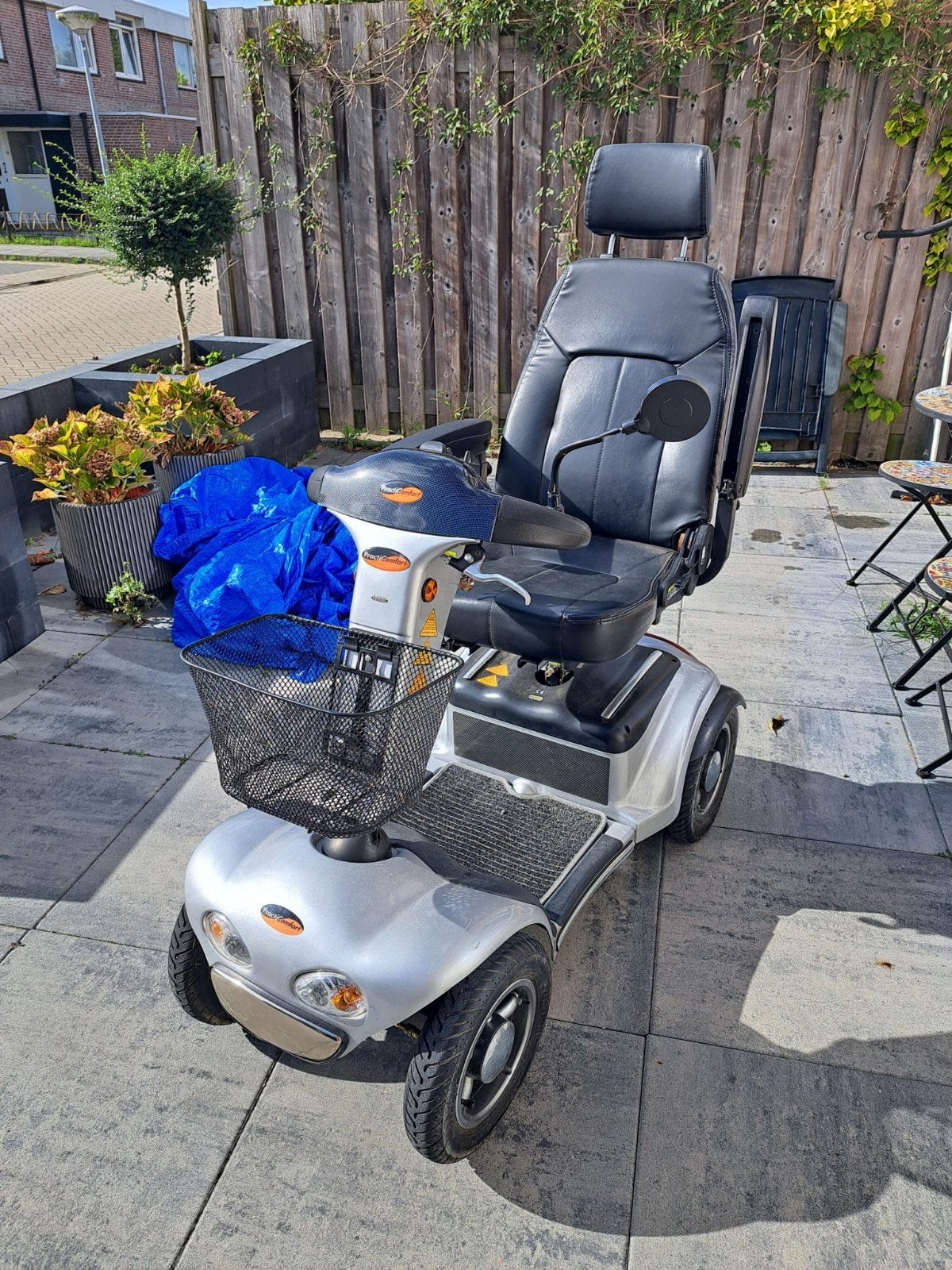Nette scootmobiel, Diversen, Ophalen, Zo goed als nieuw, 46 km of meer, 16 km/u of meer