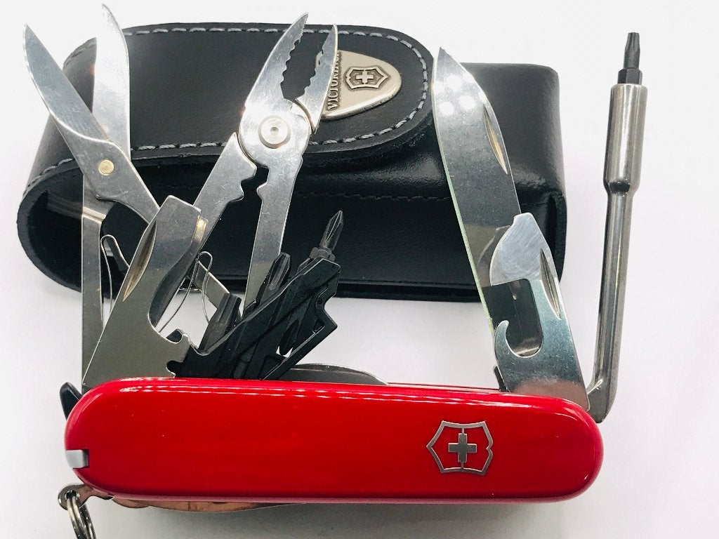 Victorinox CyberTool M Tool 34 Functions Leren riem hoes NEW, Ophalen of Verzenden, Nieuw