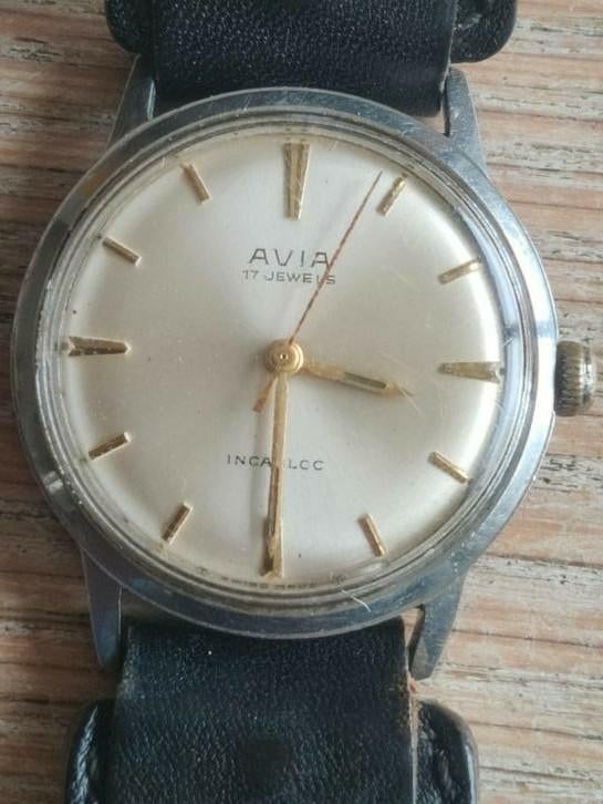 Fraai vintage Avia Swiss made  horloge incabloc, Ophalen of Verzenden, Leer, Overige merken