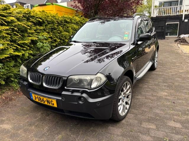 BMW X3 3.0i 6 cilinder, Automaat, 2000 kg, Zwart, Particulier