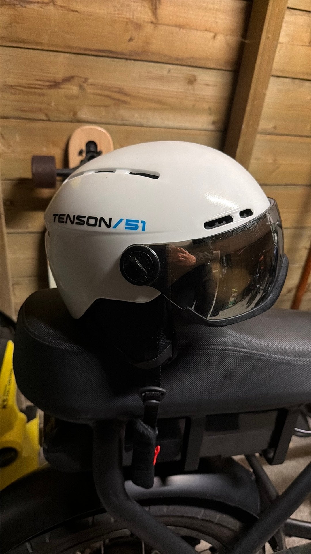 Ski helm tenson, Overige merken, Overige typen, Ophalen of Verzenden, Zo goed als nieuw