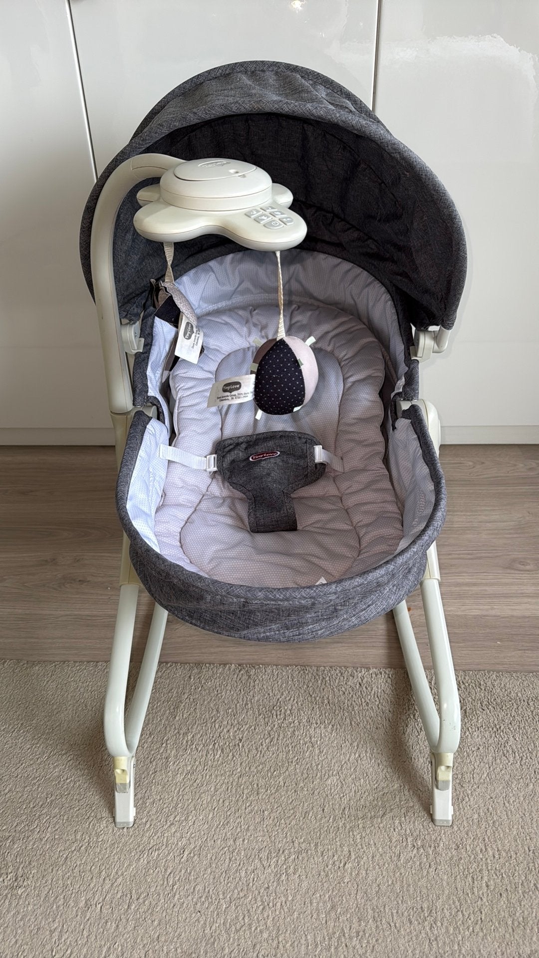 Tiny love wipstoel/schommelstoel, Kinderen en Baby's, Ophalen, Zo goed als nieuw