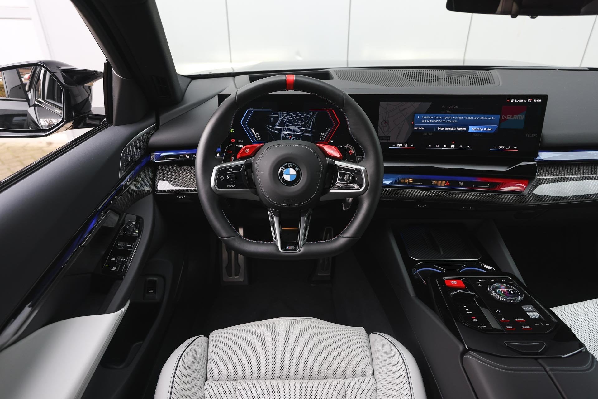 BMW M5 Touring Automaat / M Drive Professional / Trekhaak /, LED verlichting, Gebruikt, 4395 cc, Zwart