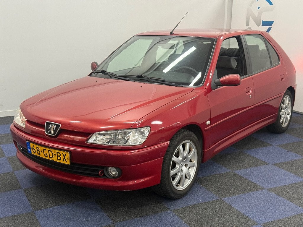 Peugeot 306 1.6 XT / AUTOMAAT / RIJDT SCHAKELT GOED / WEG=WE, Gebruikt, 4 cilinders, 49 €/maand, Origineel Nederlands