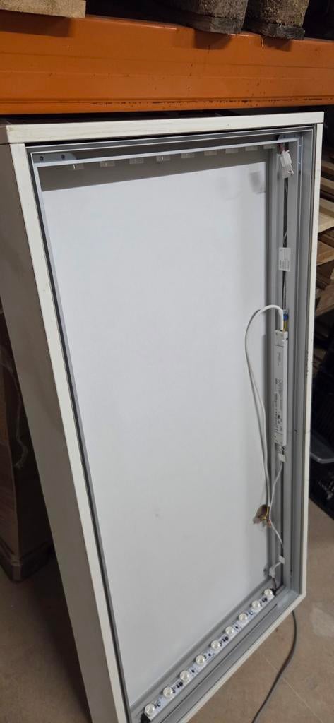 Peesdoek frame met LED verlichting en omkasting, Ophalen, Nieuw