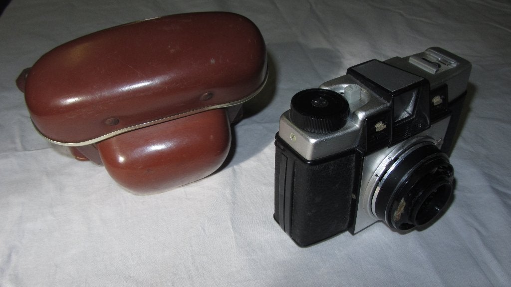 Vintage foto toestel in hoes, Ophalen of Verzenden, Gebruikt, Compact, Overige Merken