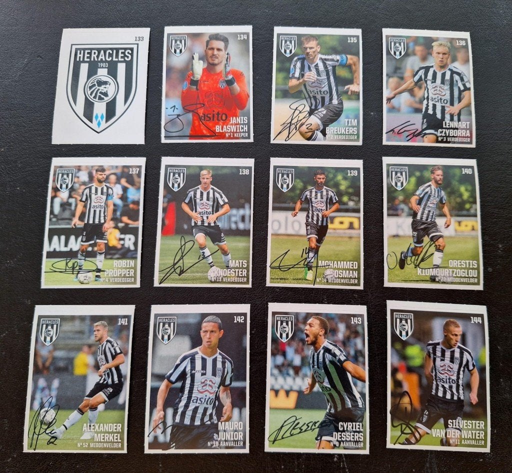 Complete set stickers Heracles Almelo 2019/20, Ophalen of Verzenden, Zo goed als nieuw, Overige binnenlandse clubs, Poster, Plaatje of Sticker