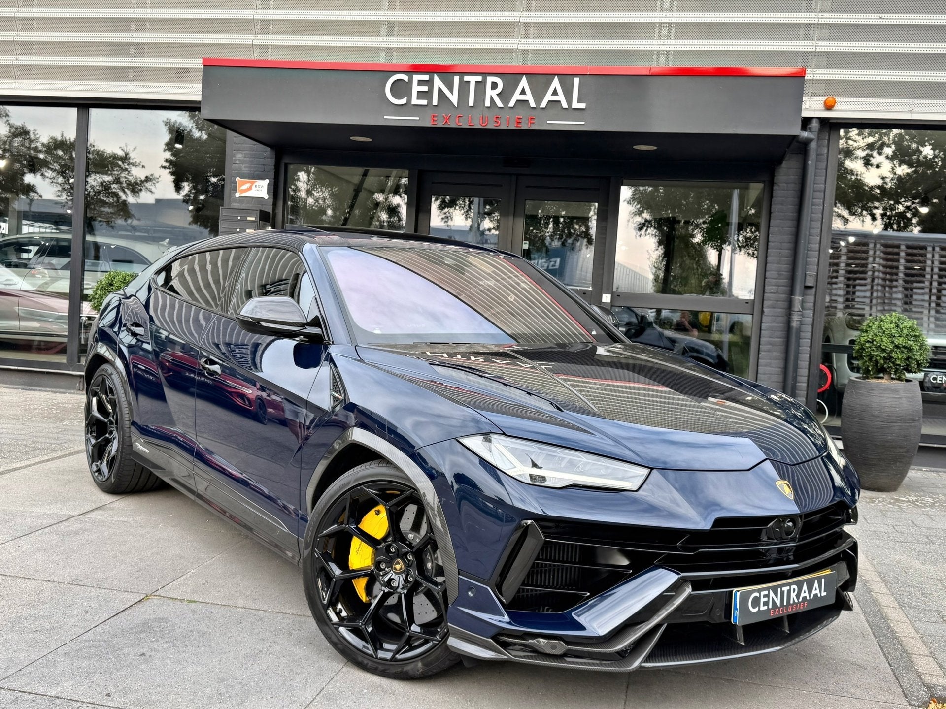 Lamborghini Urus 4.0 V8 Performante Pano|B&O-adv.|NL-Auto|Bl, Automaat, Dealer onderhouden, Urus, Gebruikt