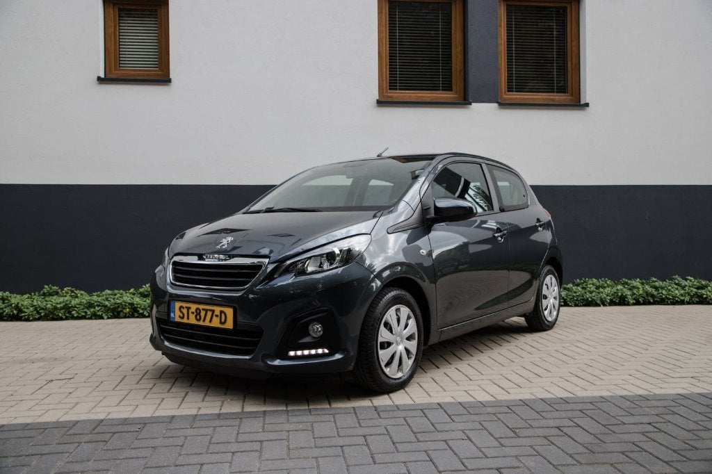 Peugeot 108 1.0 12V E-vti 2018 Grijs (Bluetooth/Airco), Auto's, Peugeot, Voorwielaandrijving, Stof, Euro 6, 4 stoelen