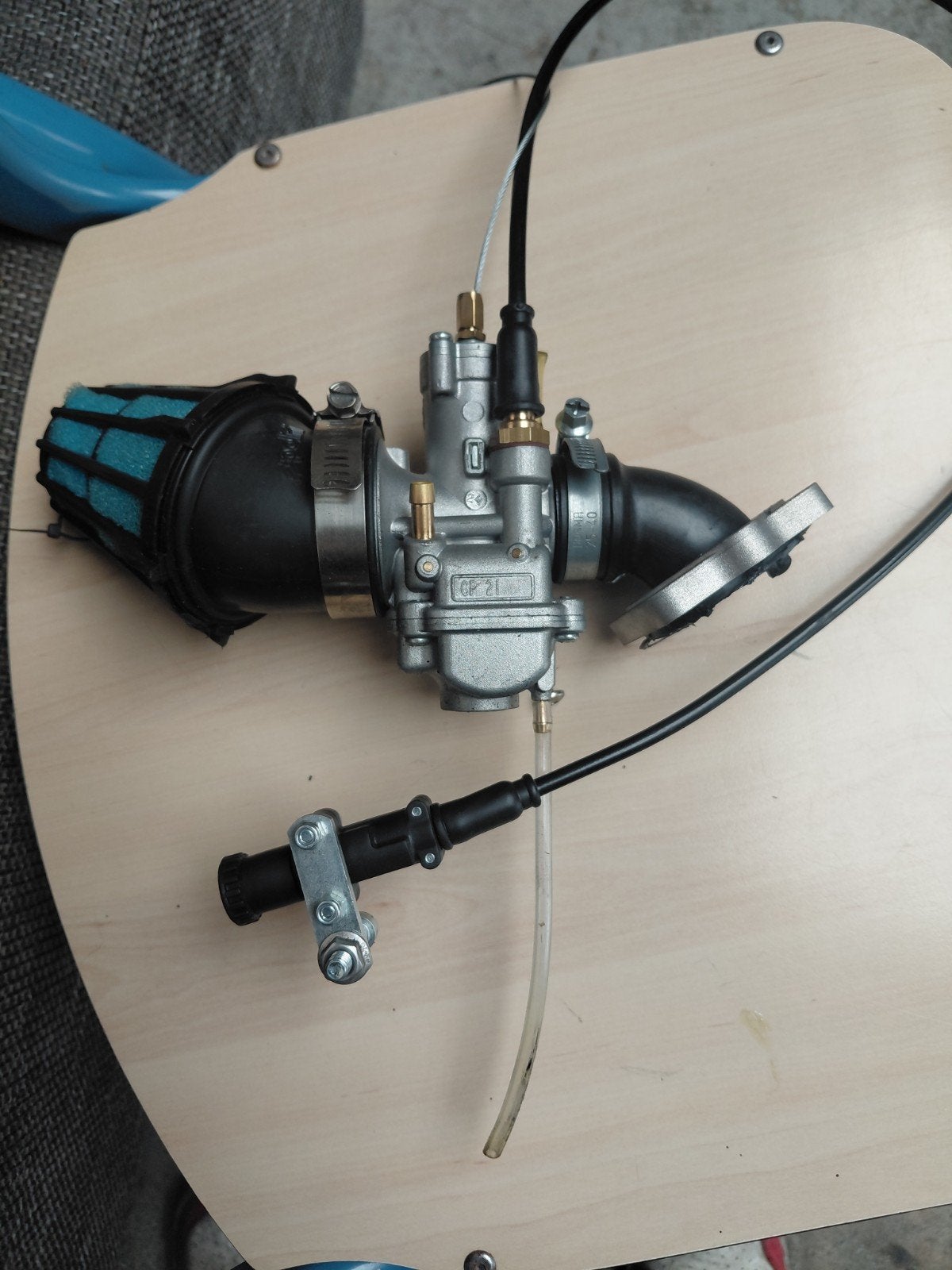 caburateur set 21mm voor piaggio 2t, Ophalen, Zo goed als nieuw