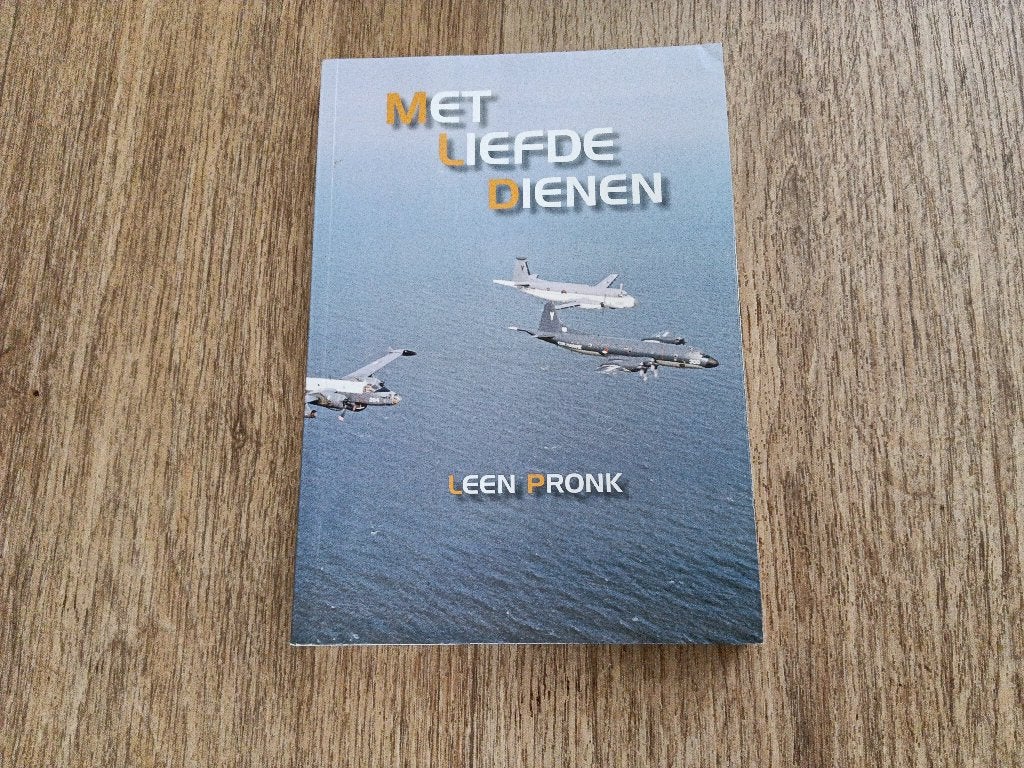Met liefde dienen, Ophalen of Verzenden, Niet van toepassing, Gelezen, Overige onderwerpen