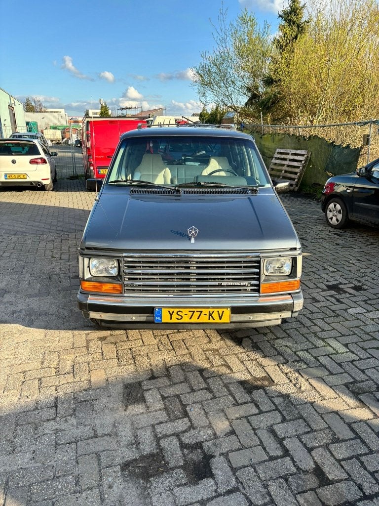 Chrysler Voyager 3.0 I SE V6 EFI AUT U9 1990 Grijs, foto 5