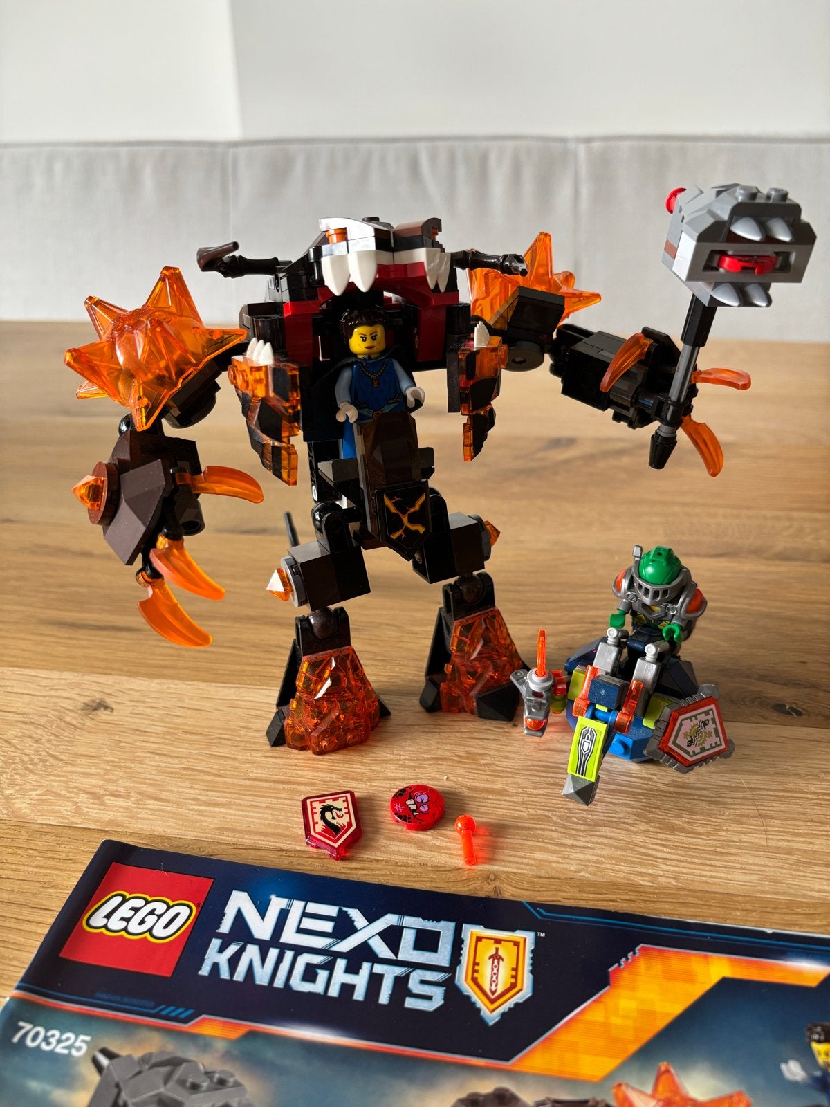 LEGO Nexo Knights 70325 Infernox Gevangenis, Ophalen of Verzenden, Zo goed als nieuw, Overige merken