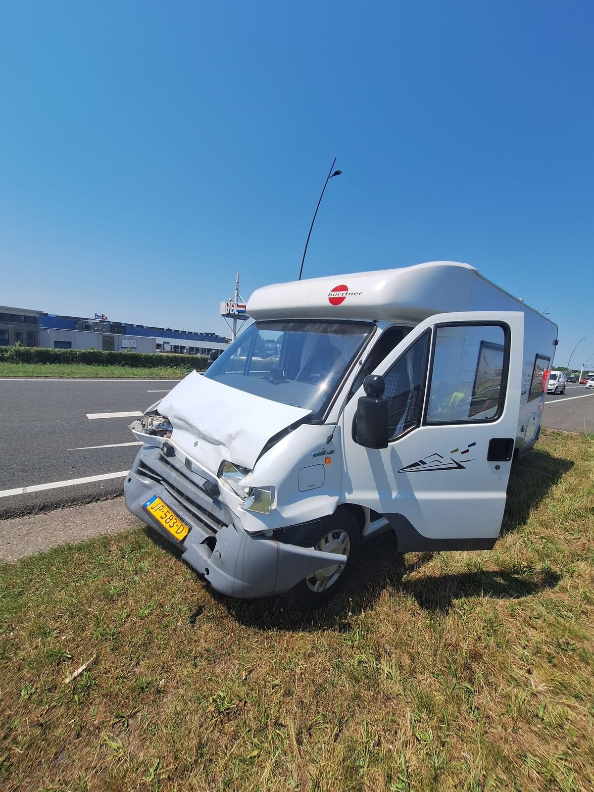 Schadecamper Fiat Ducato met Bürstner opbouw T604, Ringverwarming, Fiat, Particulier, Luifel