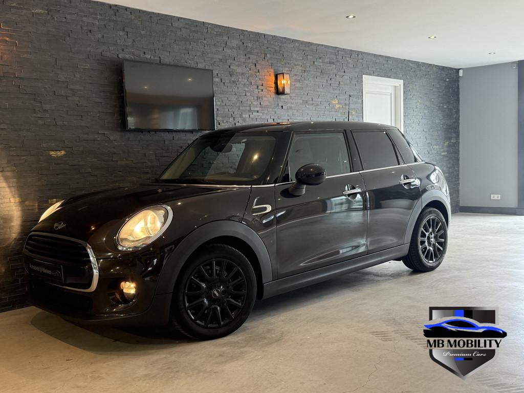 MINI Mini 1.5 Cooper Bj: 2016 / Automaat / 136 PK (bj 2016), Auto's, 136 pk, Gebruikt, Euro 6, Bruin