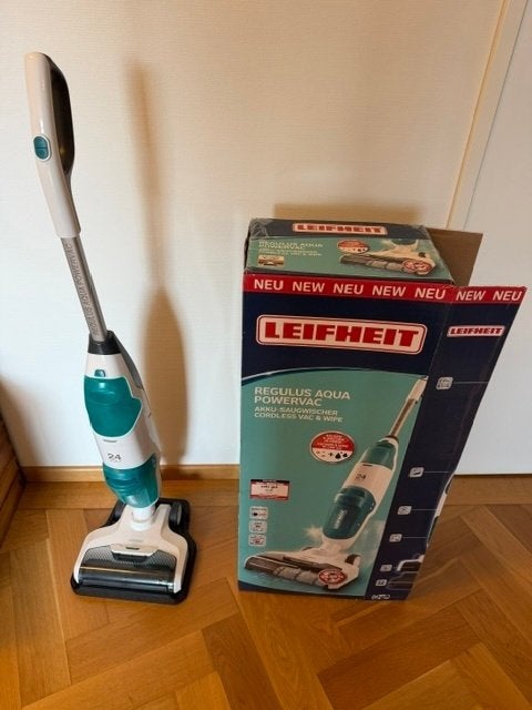 Leifheit stofzuiger en vloerreiniger, Combi-reiniger, Overige merken, Ophalen of Verzenden, Zo goed als nieuw