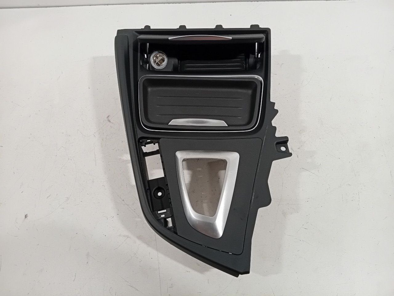 Middenconsole BMW 3 serie, Onderdelen@venauto.nl, Van der Ven Autorecycling B.V., Gebruikt, Ettenseweg 76, 4706 PB Roosendaal, The Netherlands
