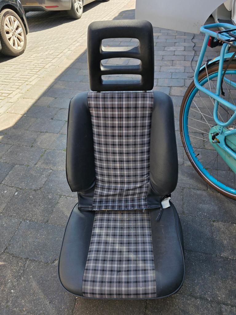 Autostoel met hoofdsteun - Gebruikt, Ophalen of Verzenden, Gebruikt, Universele onderdelen