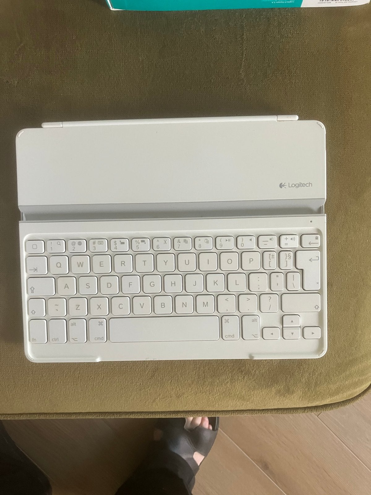Logitech Ultrathin Keyboard Cover voor iPad (QWERTY), Ophalen of Verzenden, Qwerty, Zo goed als nieuw, Draadloos