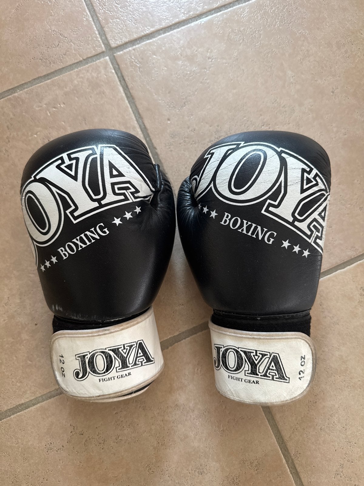 Joya Bokshandschoenen 12 oz - Zwart/Wit, Ophalen, Gebruikt, Bokshandschoenen