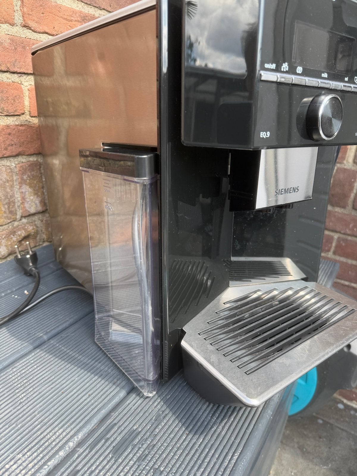 Siemens EQ.9 s300 volautomatische espressomachine, Ophalen, Afneembaar waterreservoir, Gebruikt, Espresso apparaat