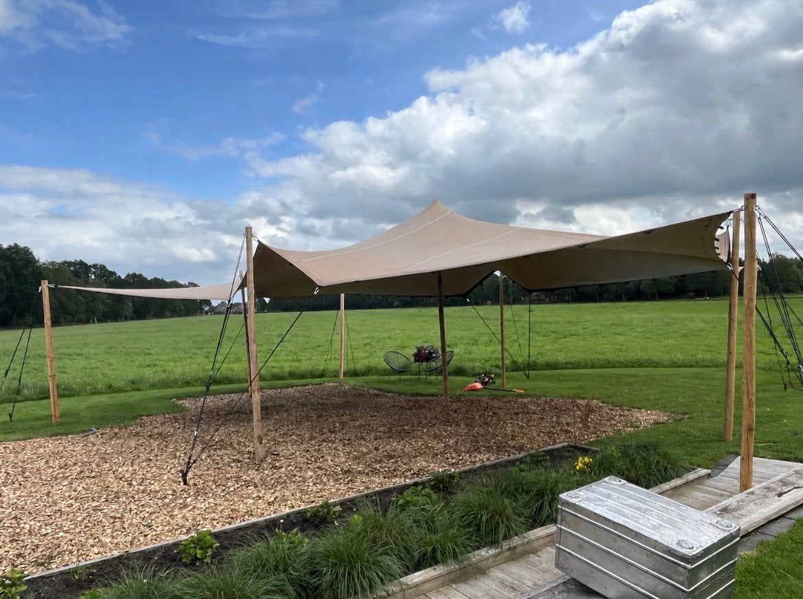 Foto 2 van Stretchtent 7,5 X 10 M te huur