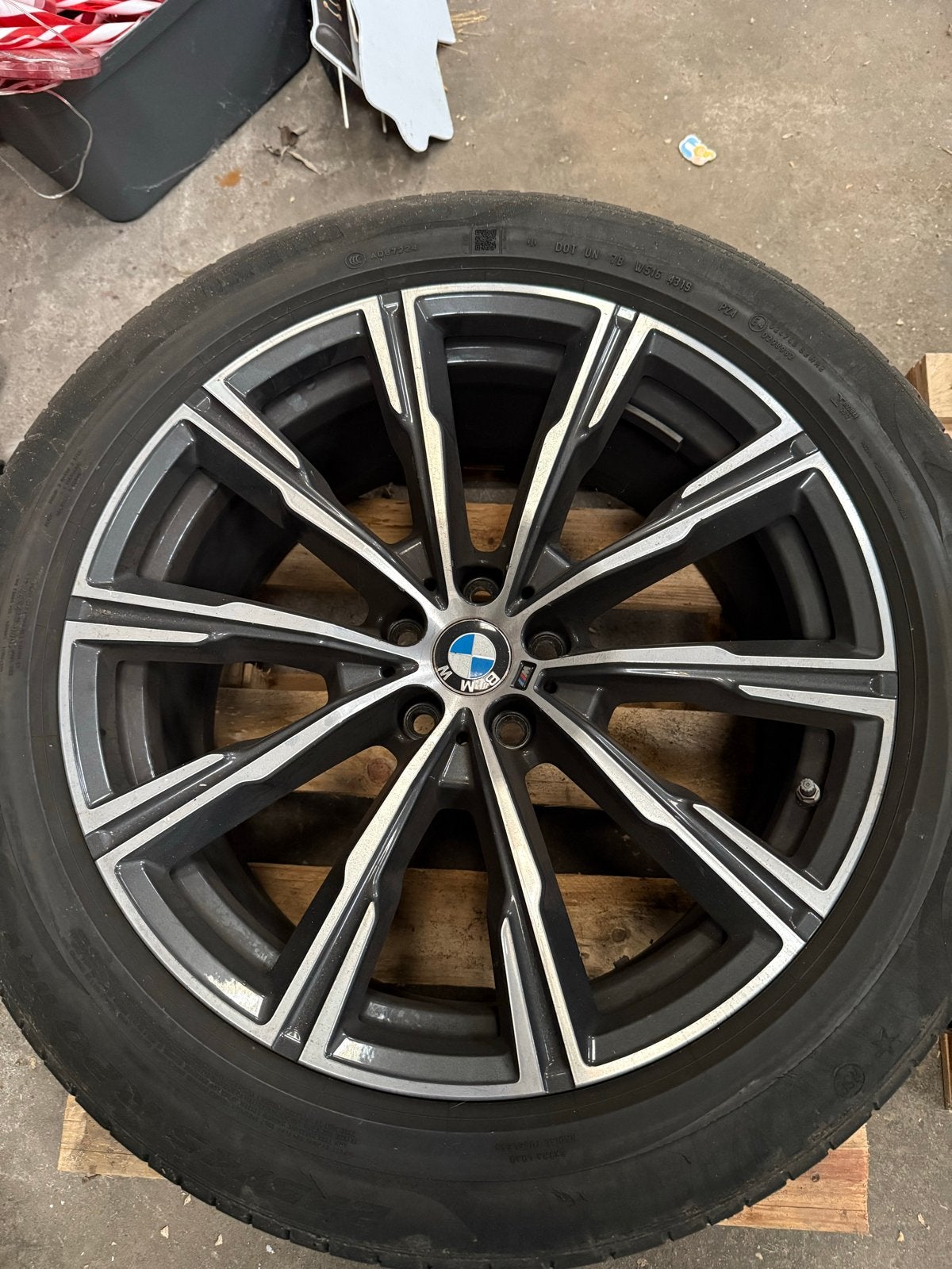 Originele BMW X5 velgen met banden 305/40/R20, Auto-onderdelen, Ophalen, Gebruikt, Banden en Velgen, 305 mm
