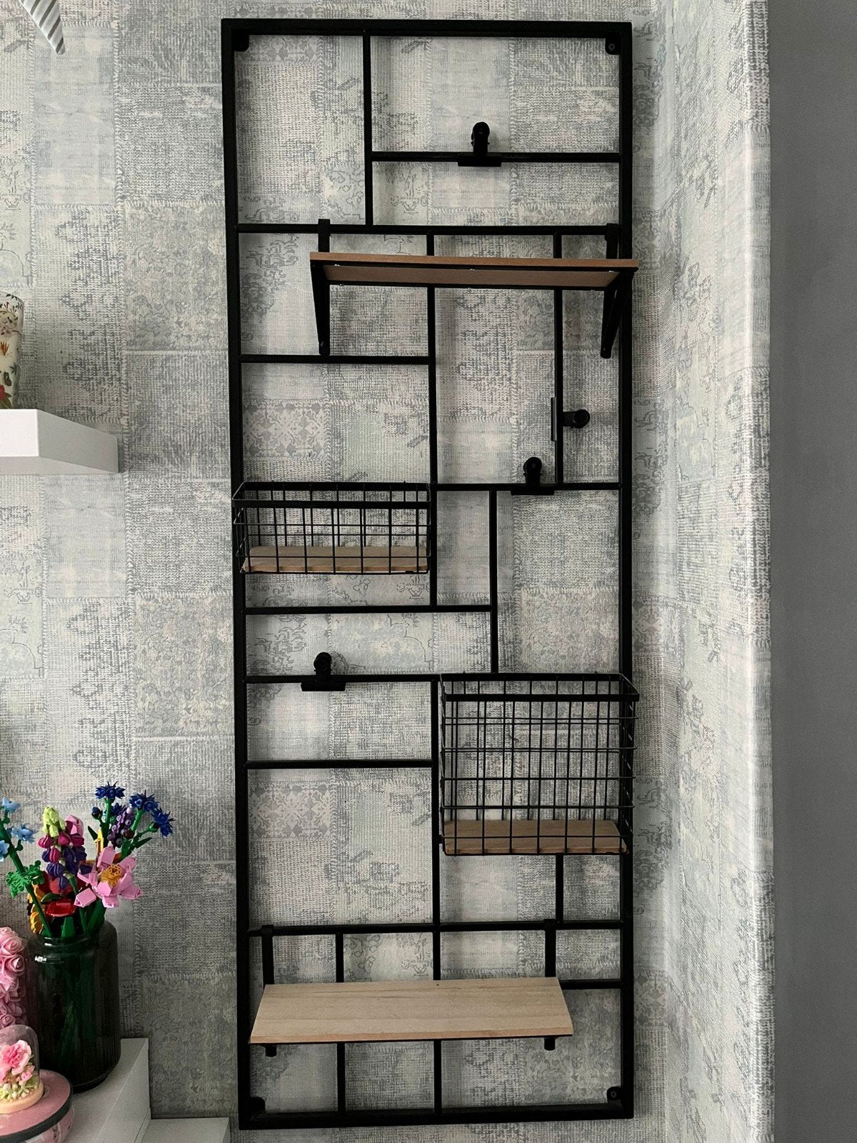 Zwart metalen wandrek 150x54,5 cm, Huis en Inrichting, Woonaccessoires | Wandplanken en Boekenplanken, Ophalen, Zo goed als nieuw