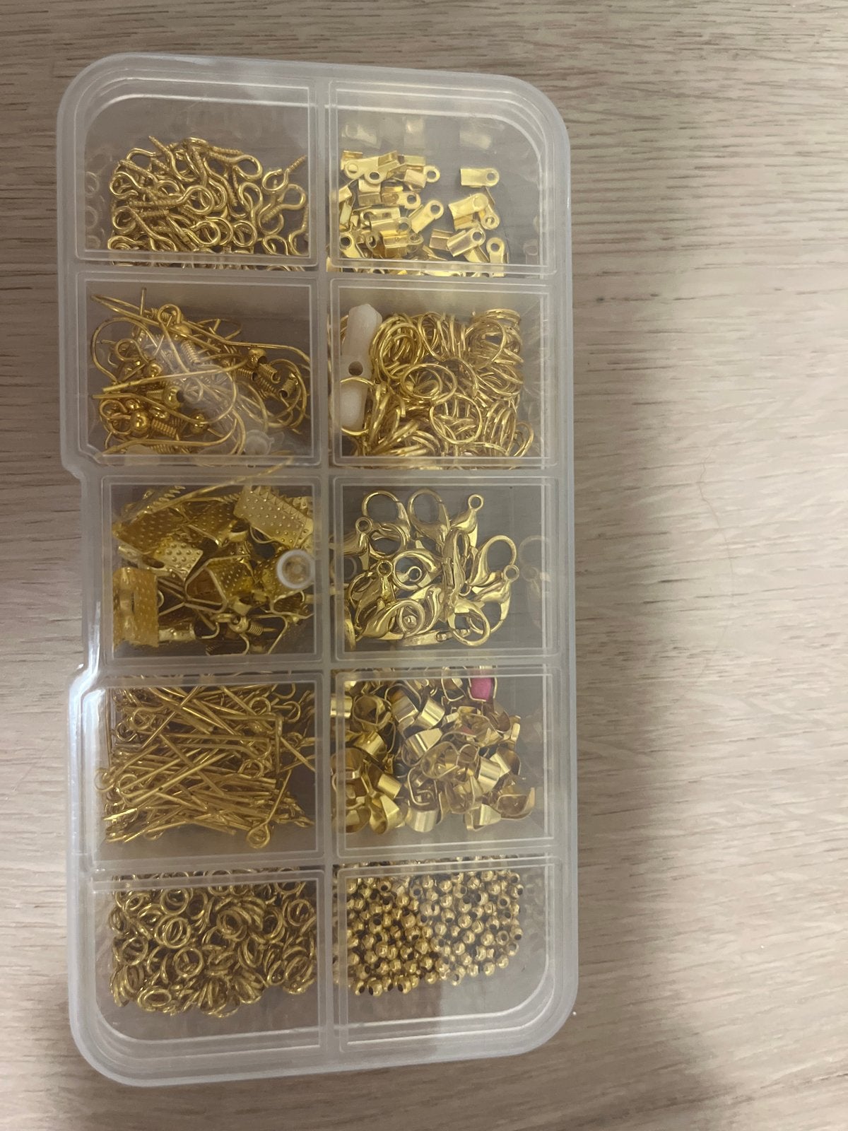 Gouden sieraden onderdelen set - Diverse slotjes en kralen, Ophalen, Zo goed als nieuw, Kraal