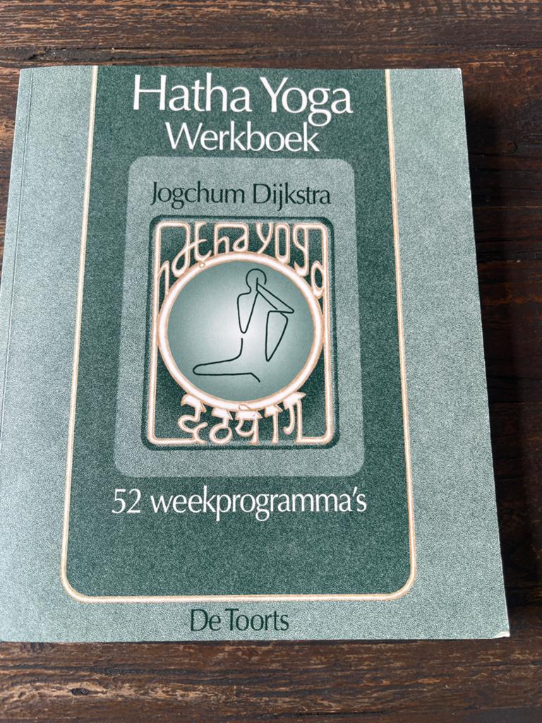 J. Dijkstra - werkboek, Meditatie of Yoga, Ophalen of Verzenden, Zo goed als nieuw, Instructieboek