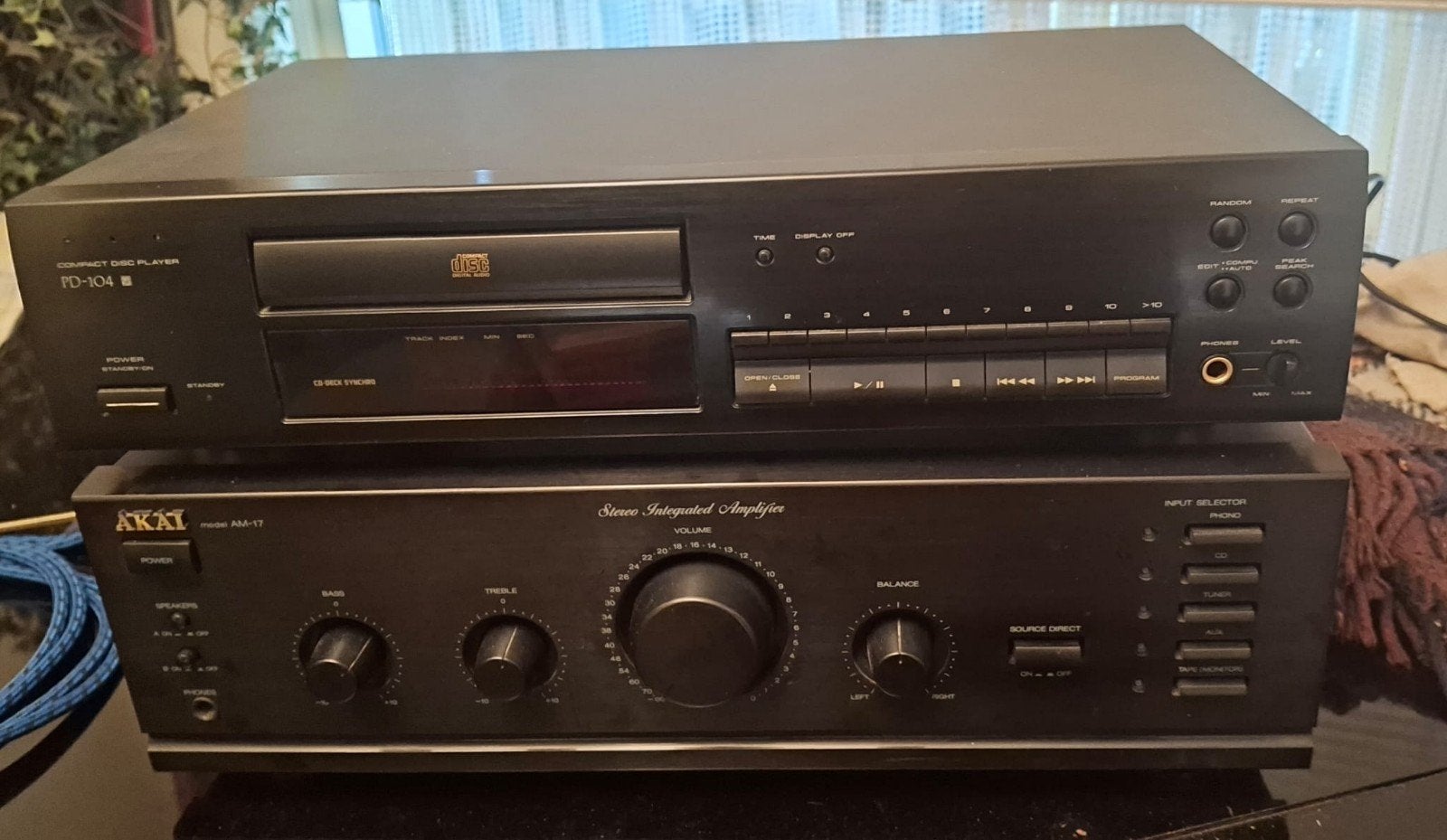 Pioneer PD-104 CD-speler & Akai AM-17 Versterker Set, Zo goed als nieuw, Pioneer, Cd-speler, Losse componenten