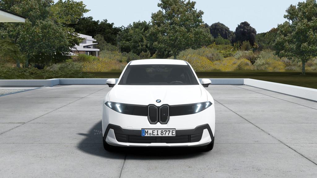 BMW iX3 50 xDrive / Stoelverwarming / Driving Assistant Plus, Automaat, Zwart, 2260 kg, Wit