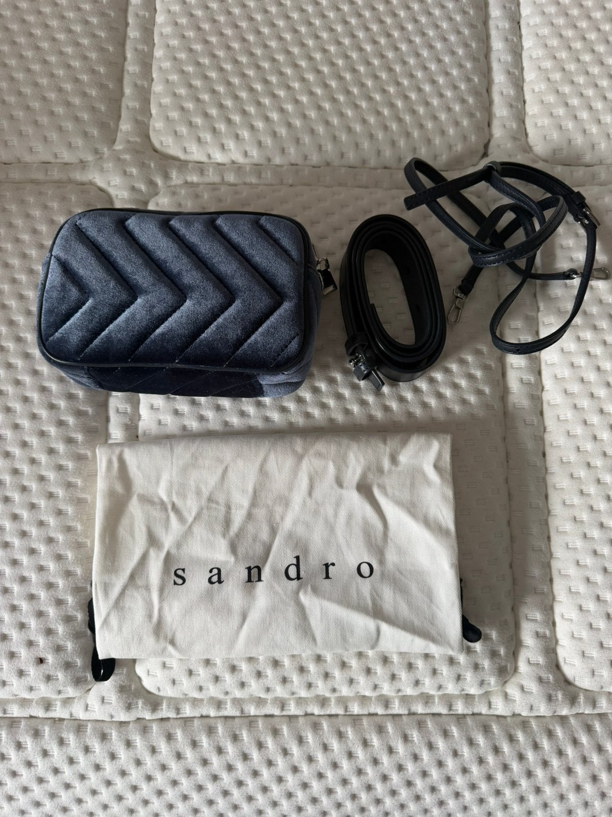Schoudertasje/heuptasje van sandro, Ophalen of Verzenden, Zo goed als nieuw, Blauw