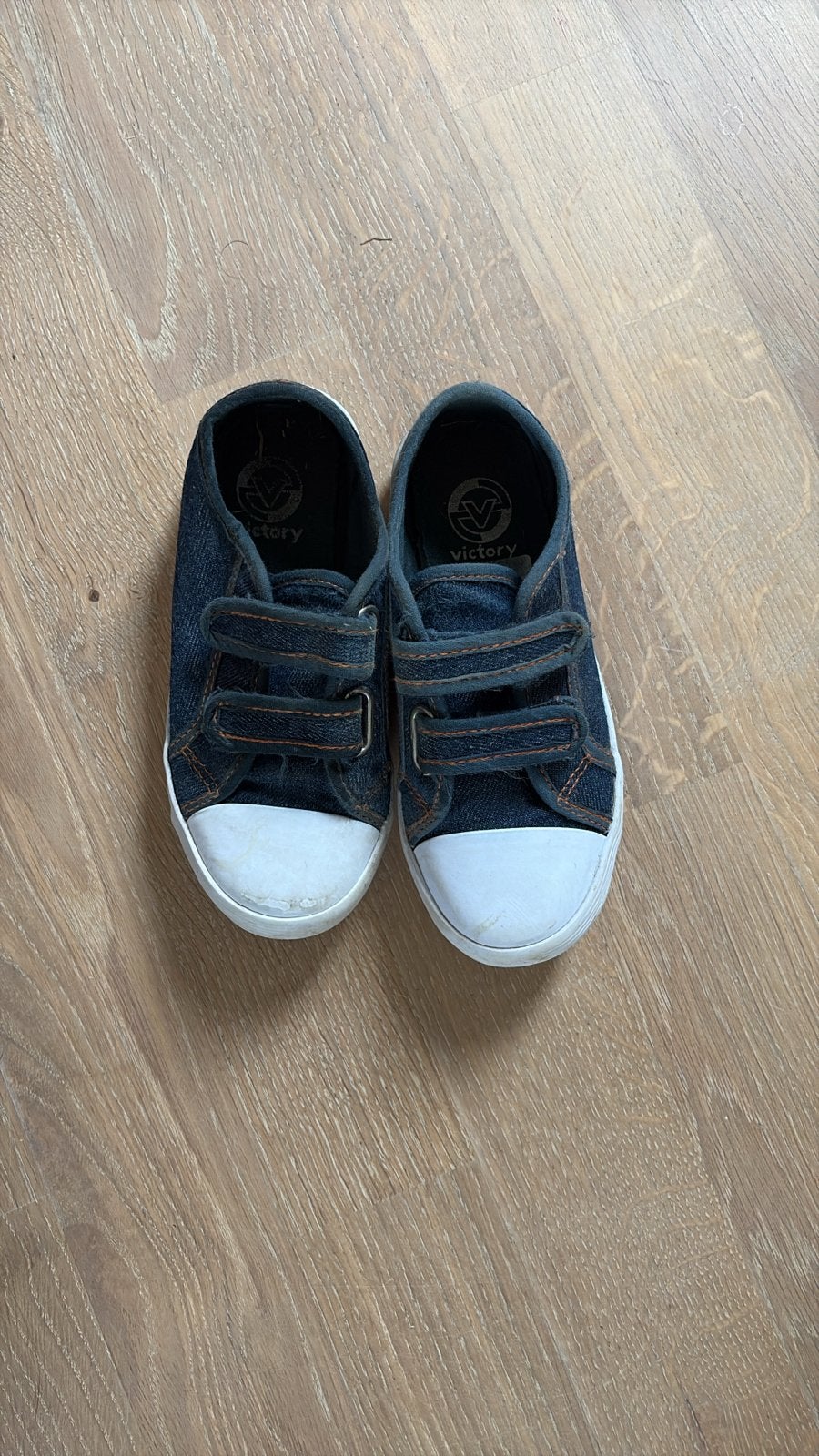 Gratis Victory kinderschoenen / gymschoenen maat 29, Ophalen, Gebruikt, Jongen of Meisje, Schoenen
