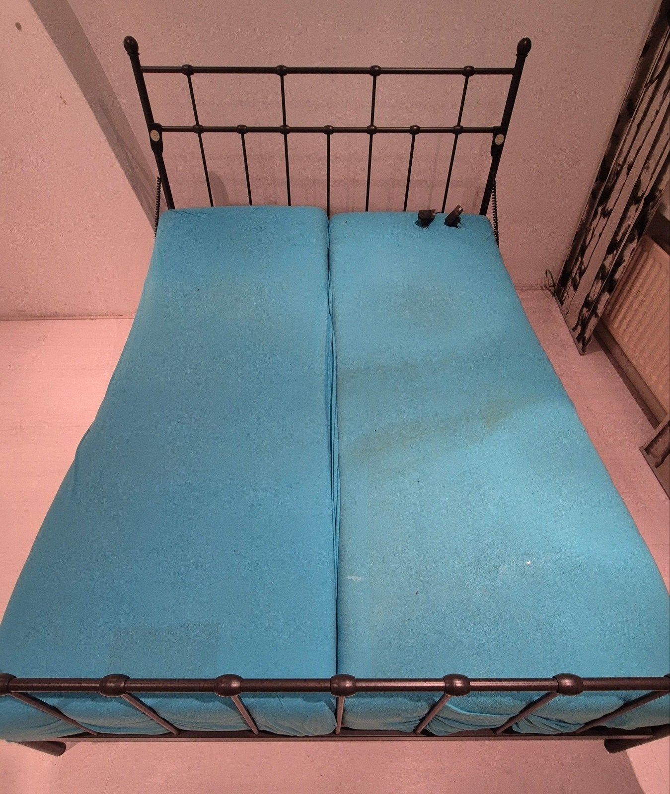 Bed met elektrische lattebodem, Ophalen, Zwart, Tweepersoons, 140 cm