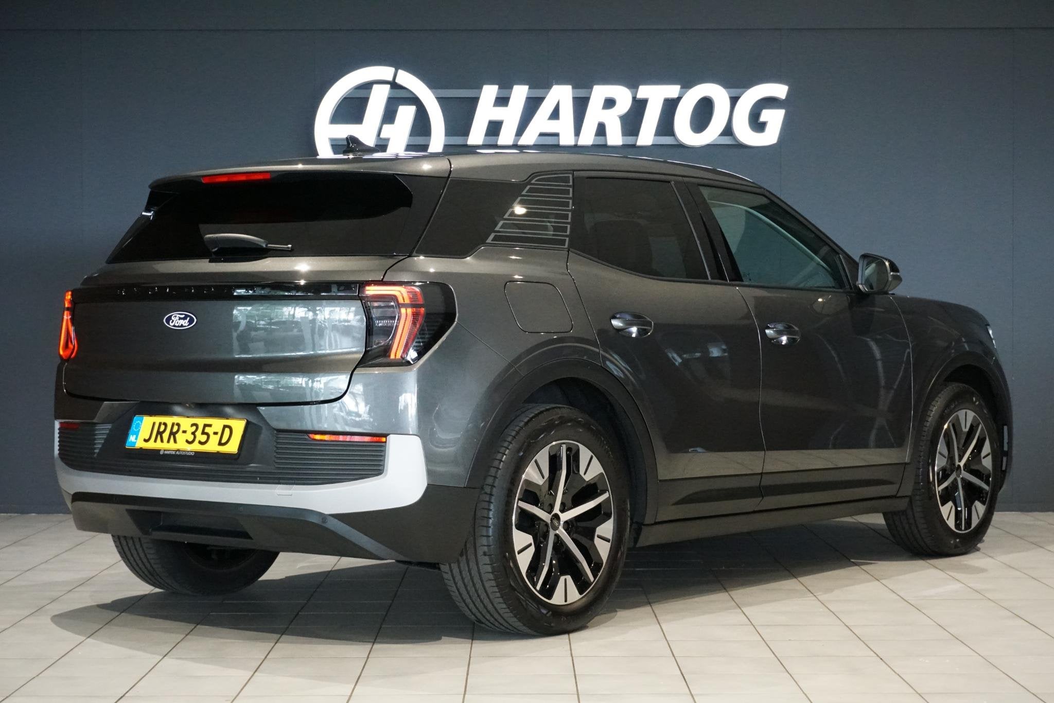 Ford Explorer Select Extended Range RWD 77 kWh + COMFORT PAC, Auto's, Ford, Automaat, Achterwielaandrijving, Gebruikt, Zilver of Grijs