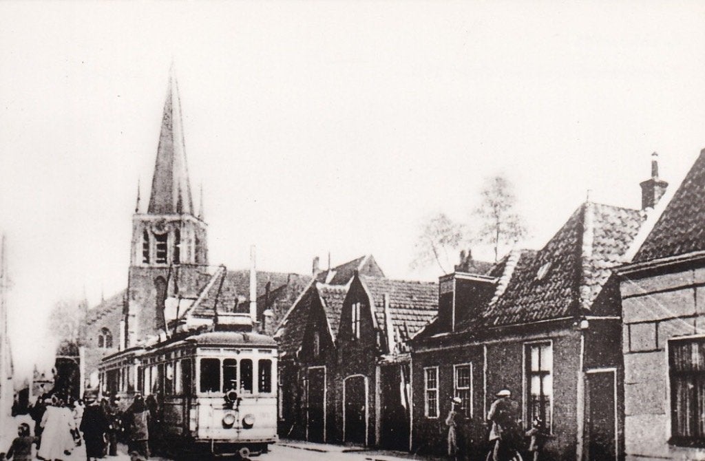 738X Voorschoten, Schoolstraat ca. 1924, Ophalen of Verzenden, 1920 tot 1940, Zuid-Holland