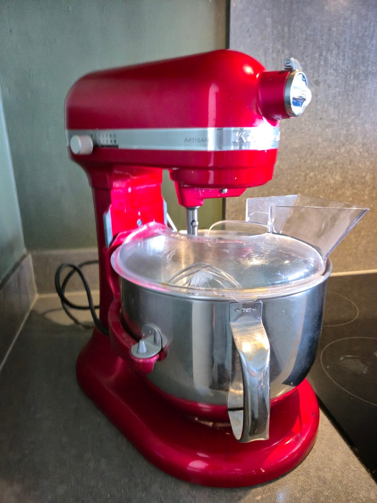KitchenAid Artisan Keukenmixer Pro Rood - Zo goed als nieuw, 4 liter of meer, 3 snelheden of meer, Ophalen of Verzenden, Zo goed als nieuw