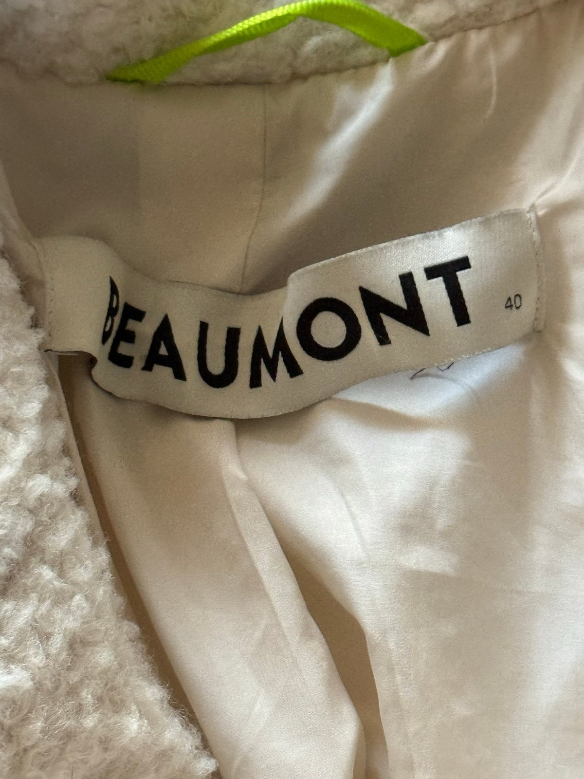 Witte teddy jas van Beaumont maat 40., Ophalen of Verzenden, Zo goed als nieuw, Maat 38/40 (M), Wit