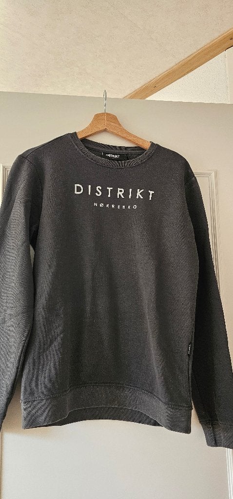 donkergrijze trui distrikt maat S, Ophalen of Verzenden, Zo goed als nieuw, Distrikt Nørrebro, Grijs