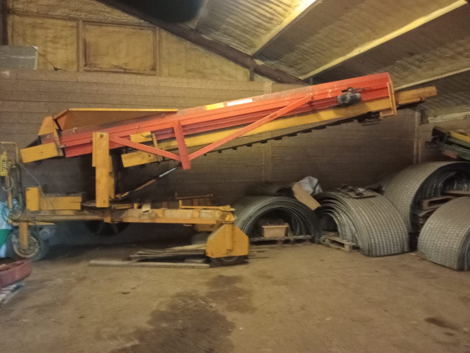 Aardappel transportbanden. Inschuurlijn, Zakelijke goederen, Ophalen