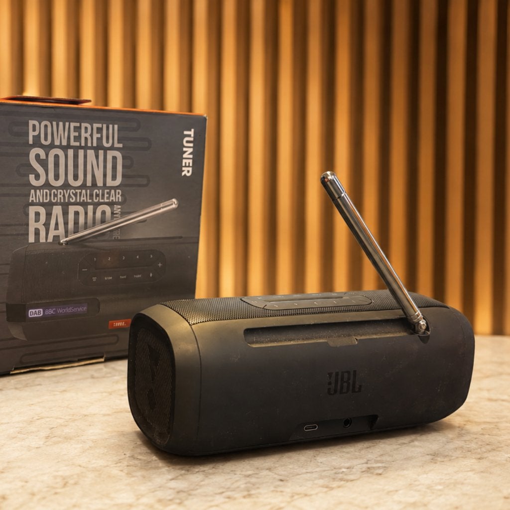 JBL Tuner Zwart Bluetooth Radio Speaker - Nette Staat, JBL, Zo goed als nieuw, Support@jbl.com, 400 Atlantic Street
Stamford, CT 06901
USA